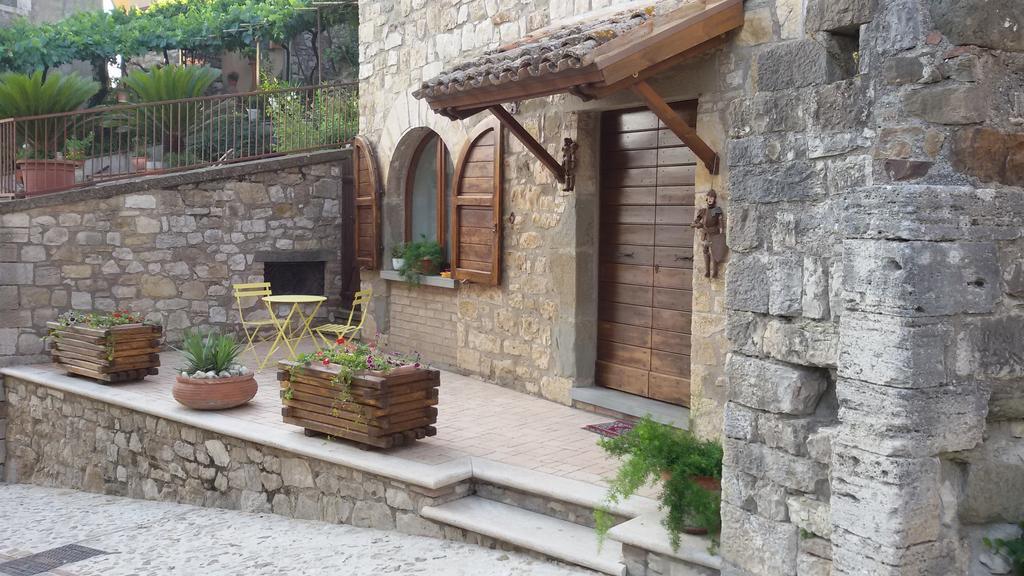 Borgo Medioevale Todi Exterior foto