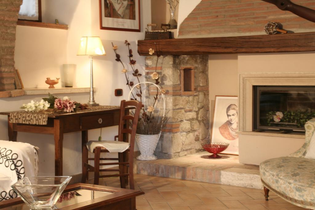 Borgo Medioevale Todi Exterior foto